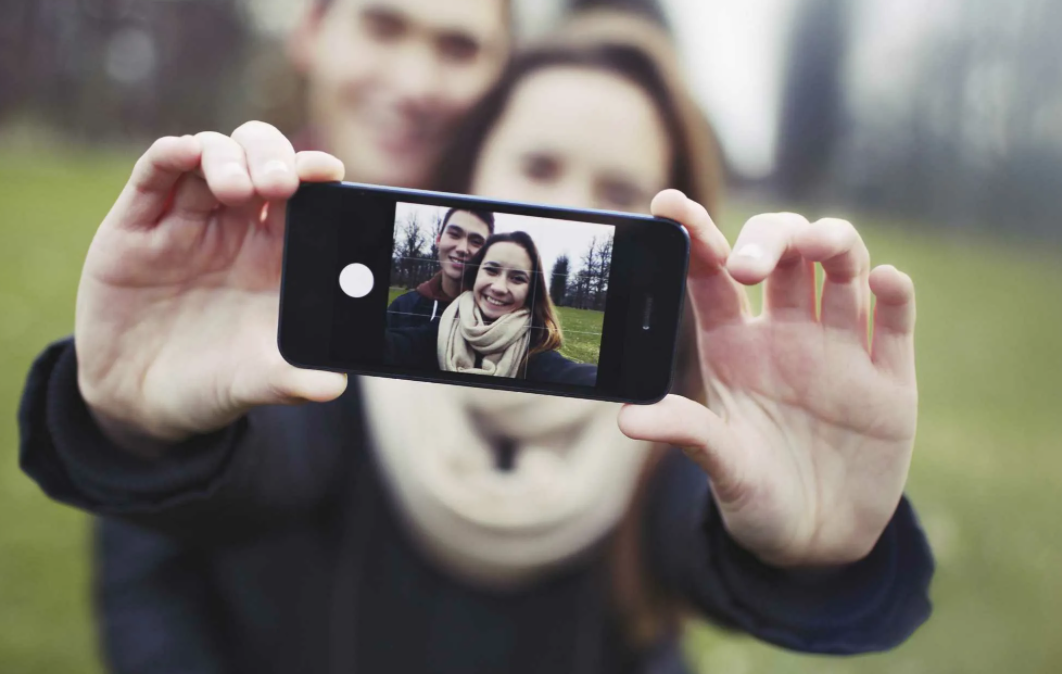 Best selfie Apps for iPhone to take the perfect selfie
