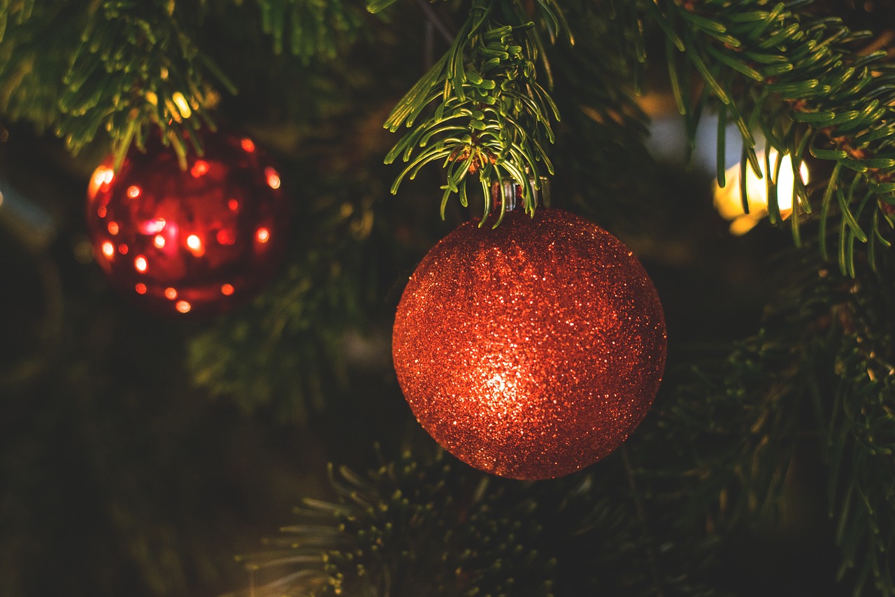 Where to find original Christmas balls Where to find original Christmas balls