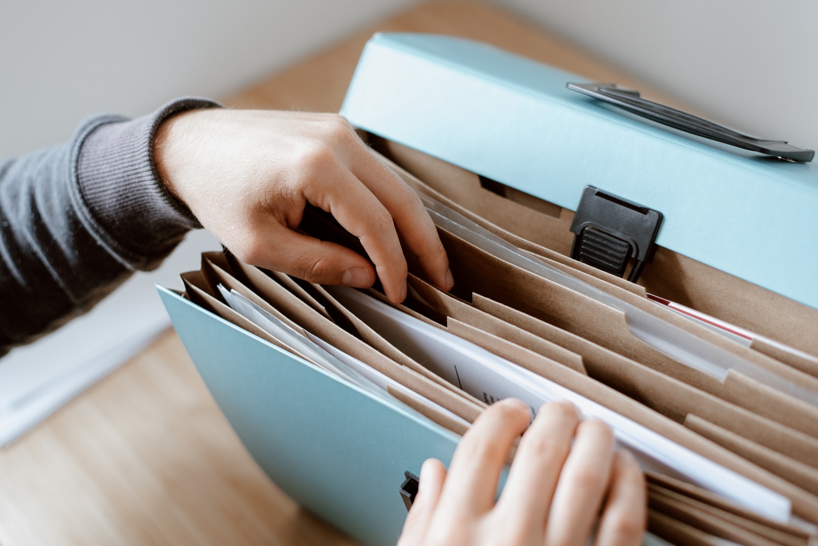 How to view hidden folders in external hard drives How to view hidden folders in external hard drives
