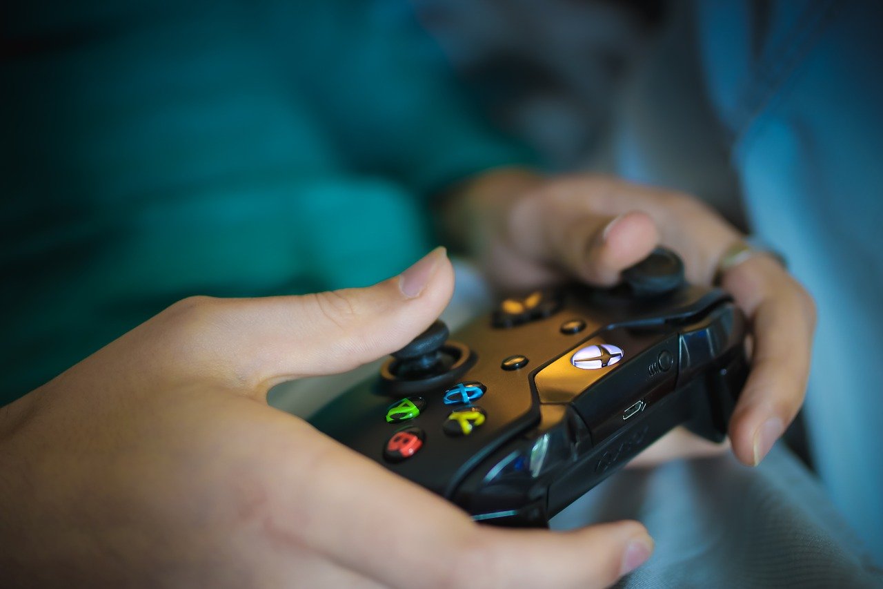 Xbox Series X vs. Nintendo Switch: which should you buy? Xbox Series X vs. Nintendo Switch: which should you buy?