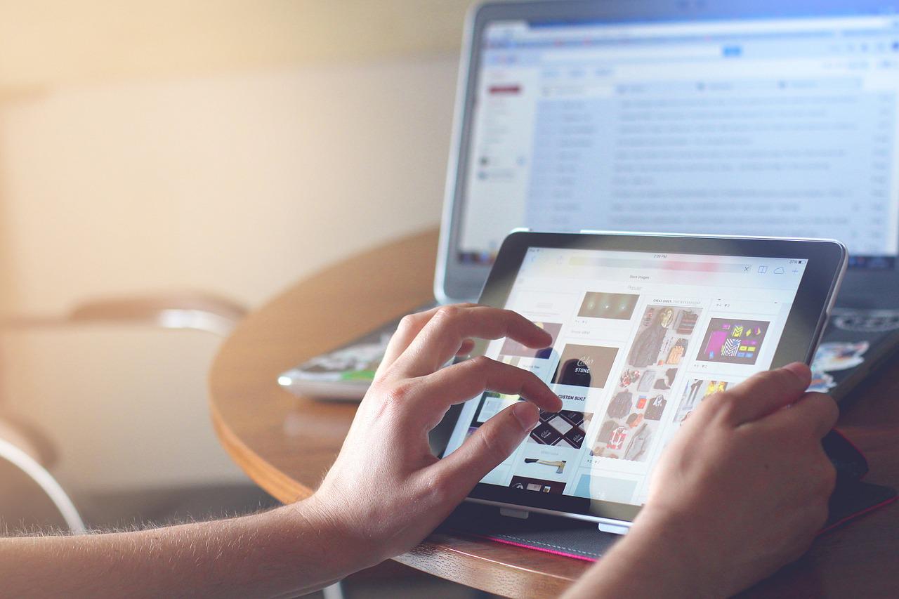 Nearby Sharing will soon let you quickly share files between your devices without asking for consent Nearby Sharing will soon let you quickly share files between your devices withou...