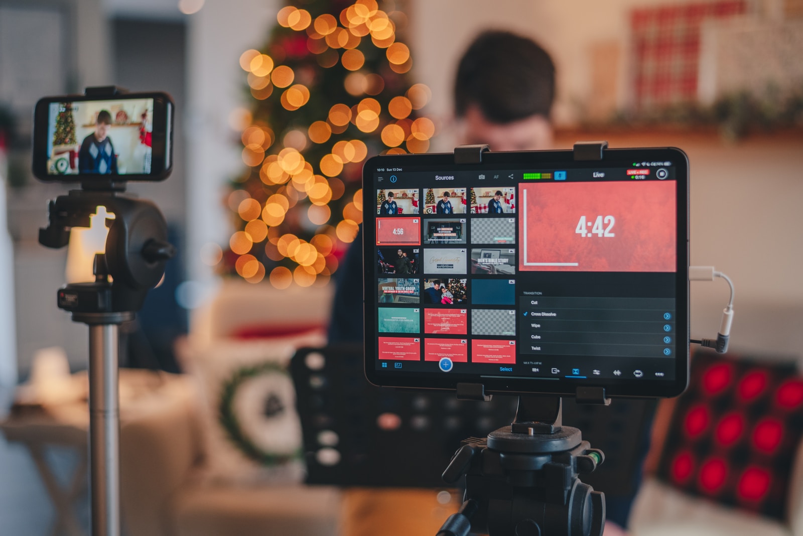 The trend of shopping in live streaming The trend of shopping in live streaming