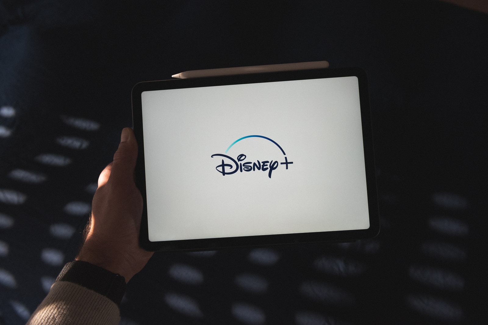 Sneakerentola, new trailer for the awaited Disney musical film Sneakerentola, new trailer for the awaited Disney musical film
