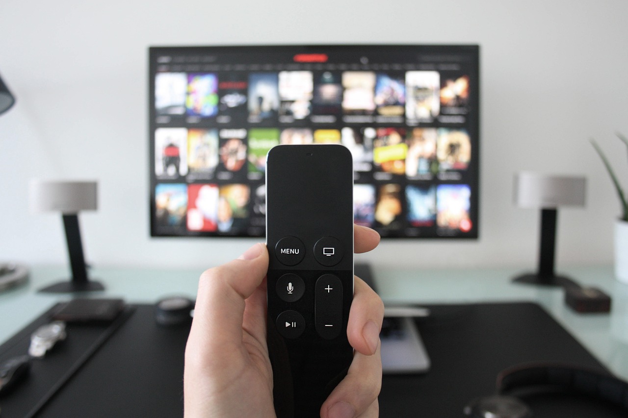 How to use the phone instead of the remote control How to use the phone instead of the remote control