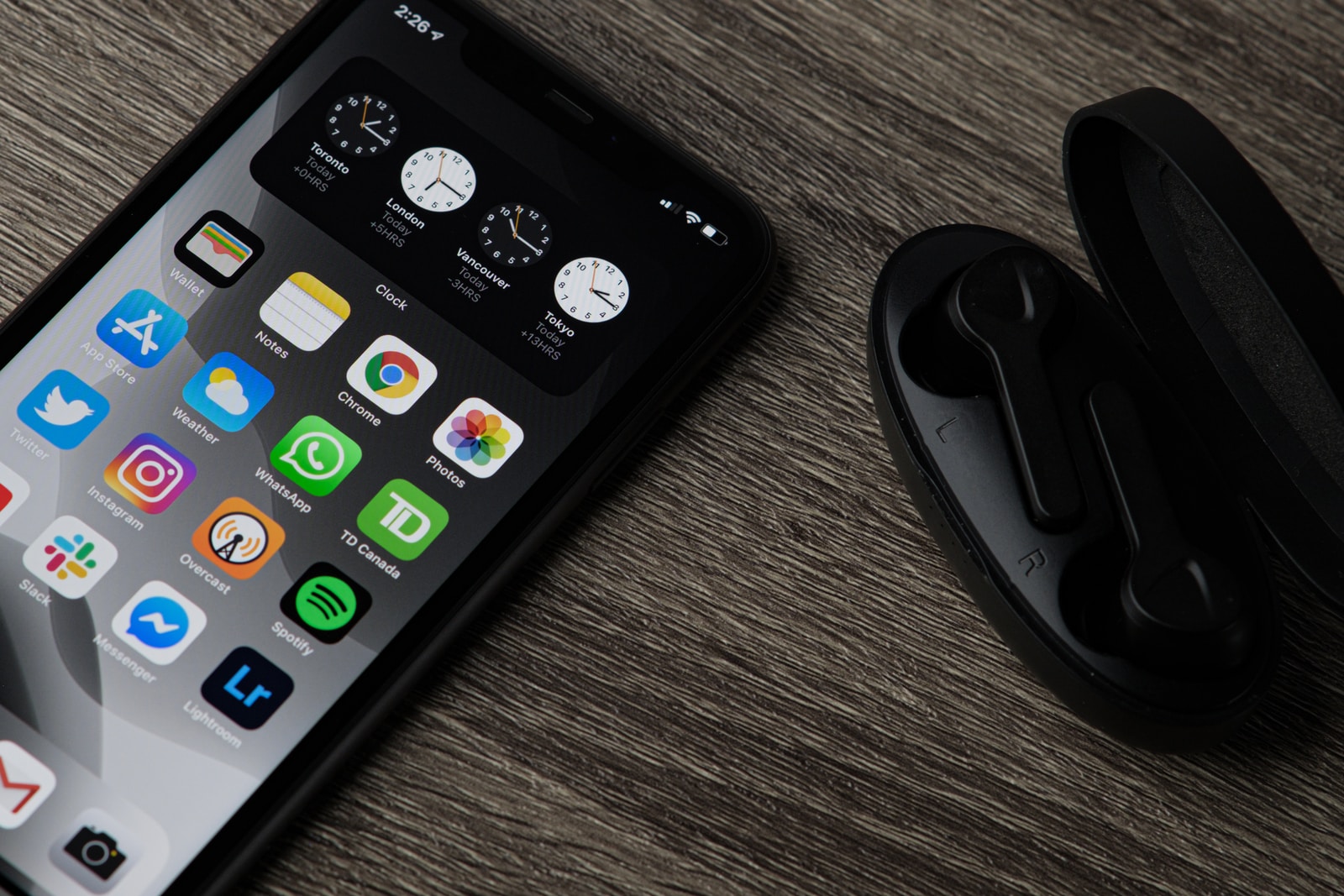 How to Build an iOS App from Scratch How to Build an iOS App from Scratch
