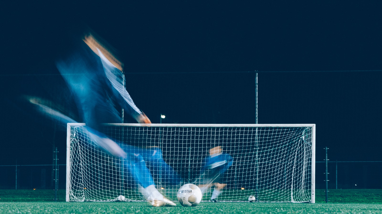 Here Are the Best Football Movies and TV Shows on Netflix Here Are the Best Football Movies and TV Shows on Netflix