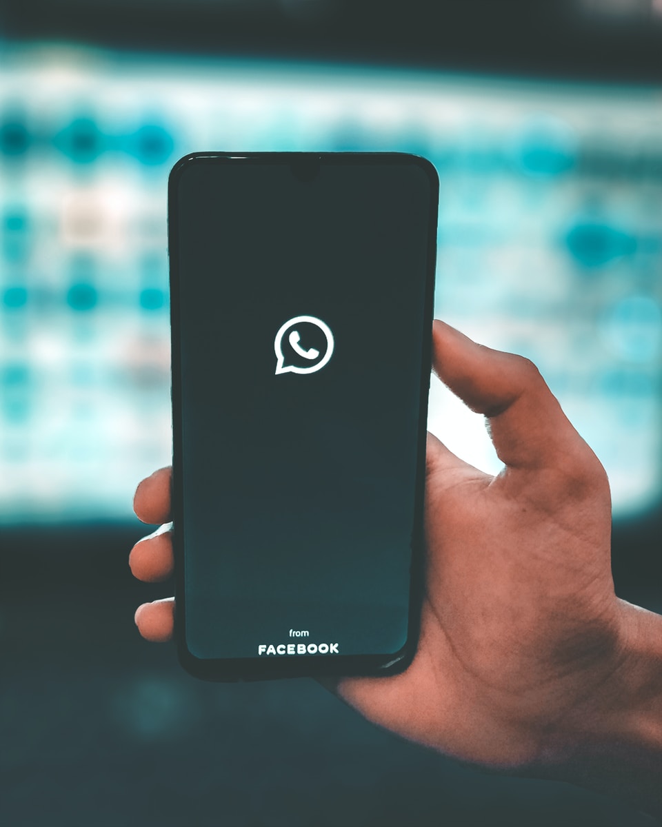 How to use WhatsApp disappearing messages