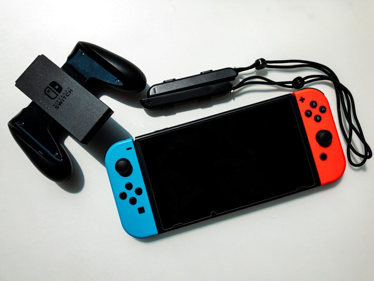 Nintendo Switch oled review 2022