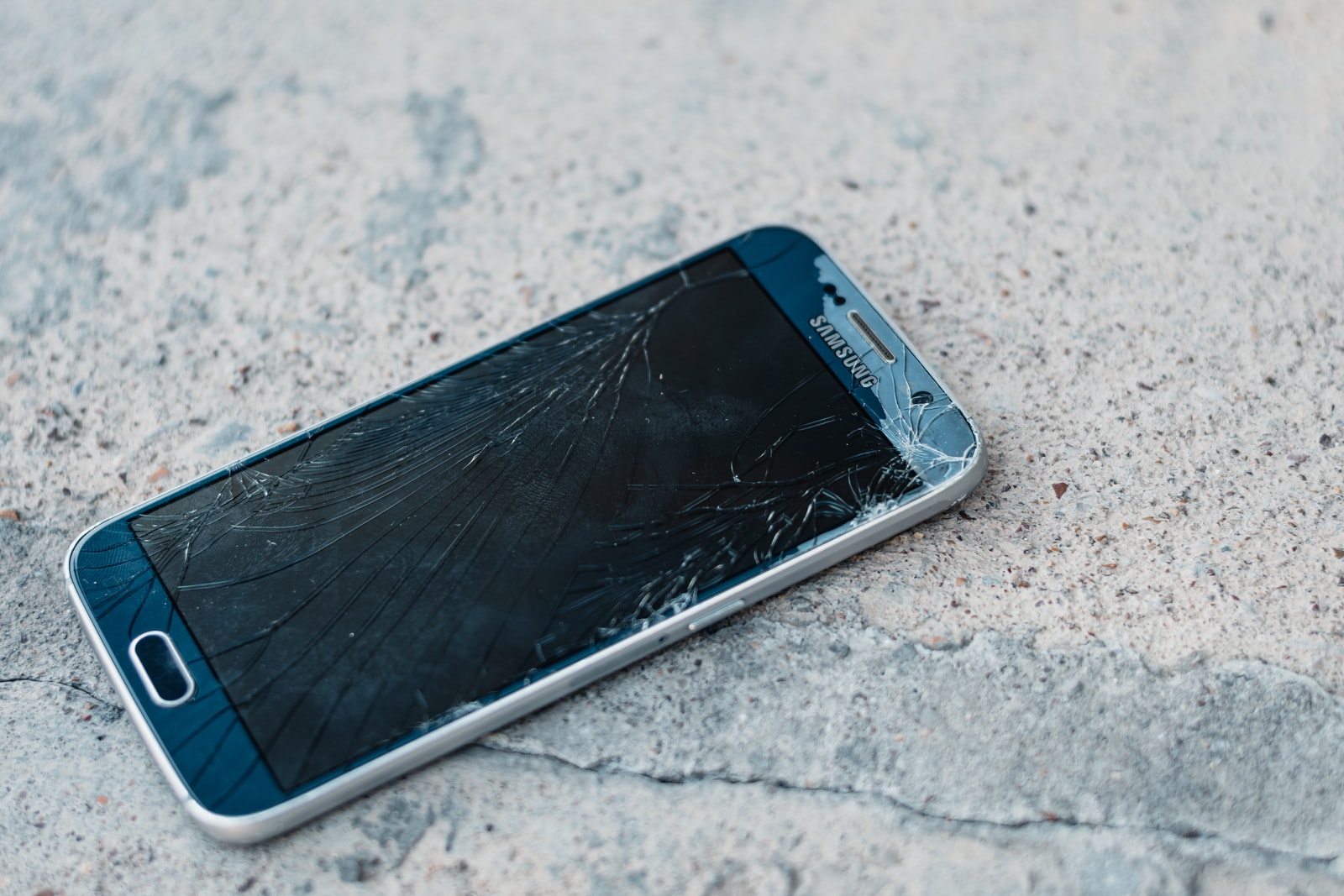 How to access an Android phone with a broken screen How to access an Android phone with a broken screen
