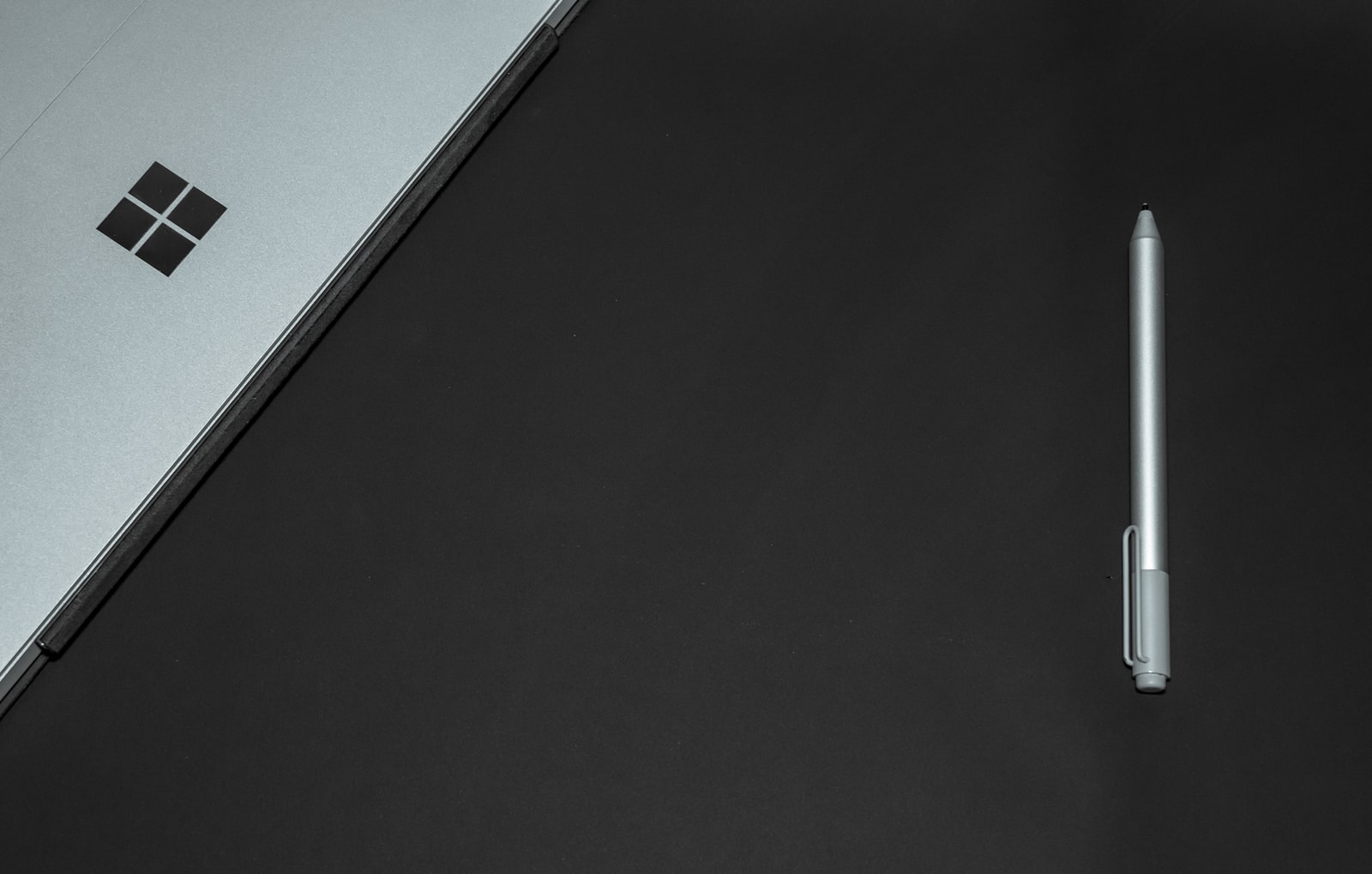 Windows 11: how to automatically hide the taskbar Windows 11: how to automatically hide the taskbar