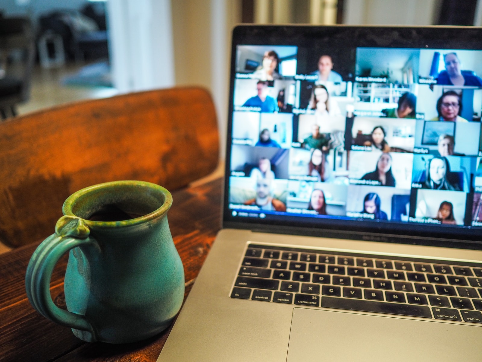 How To record only one person in Zoom How To record only one person in Zoom