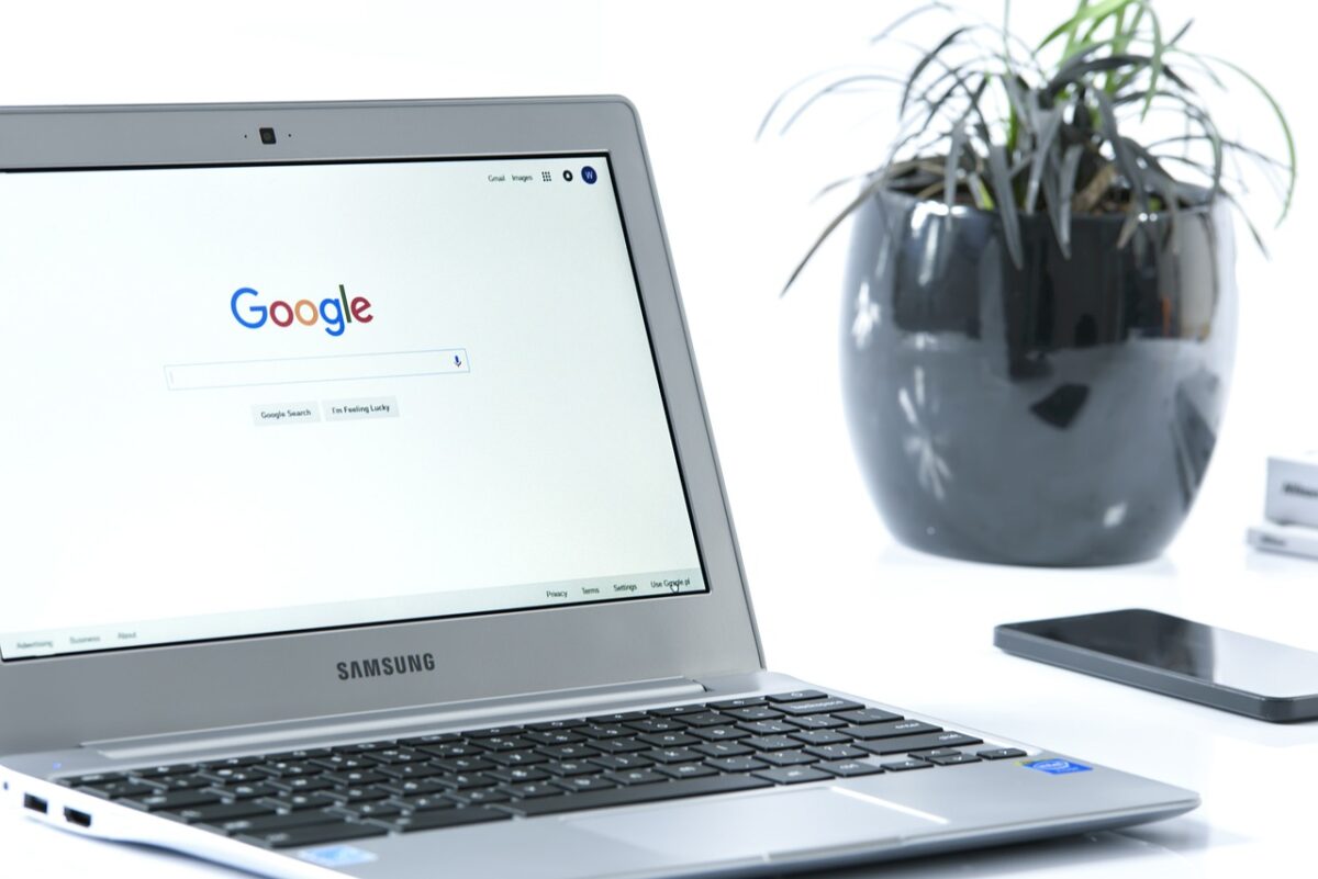 How to Download and Install iTunes on Your Chromebook