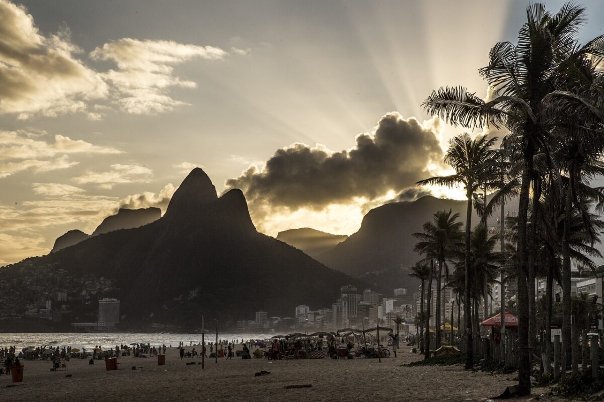 Sunlight and its benefits to the sea