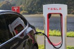 What problems does Tesla have?