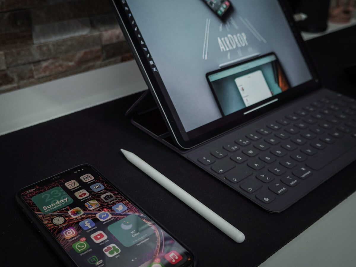 How to Change Your Name on Airdrop and Why You Should Do it