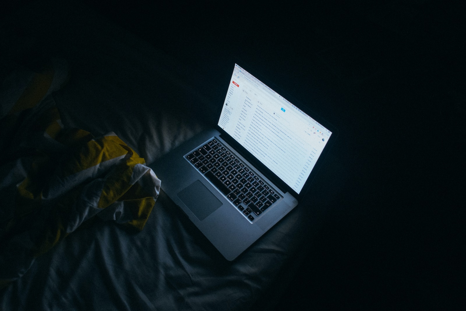 Google: New Features for Wear OS and Dark Web Google: New Features for Wear OS and Dark Web